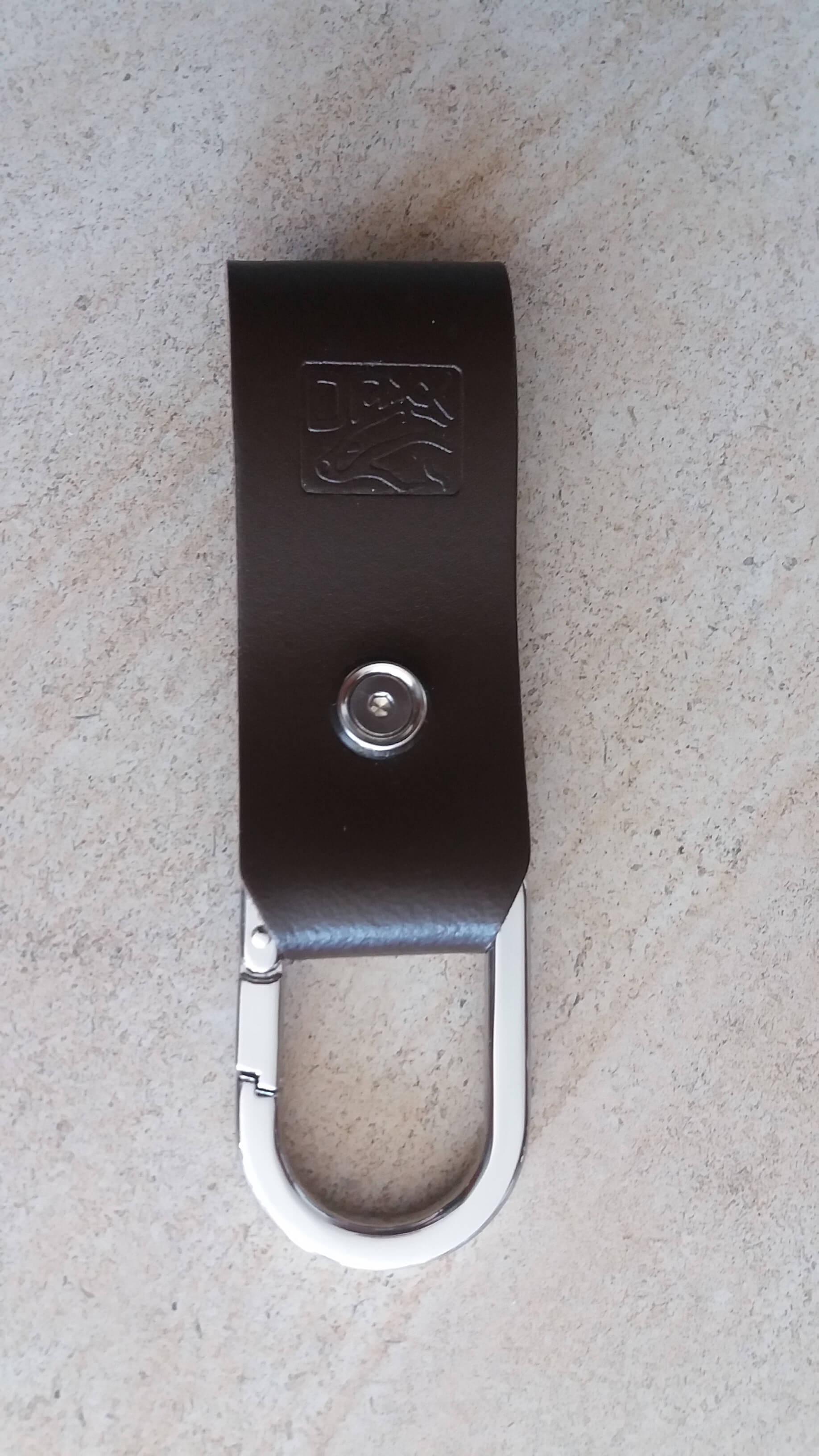 Gürtelschlaufe #2 mit D-Karabiner als Messer-Dangler