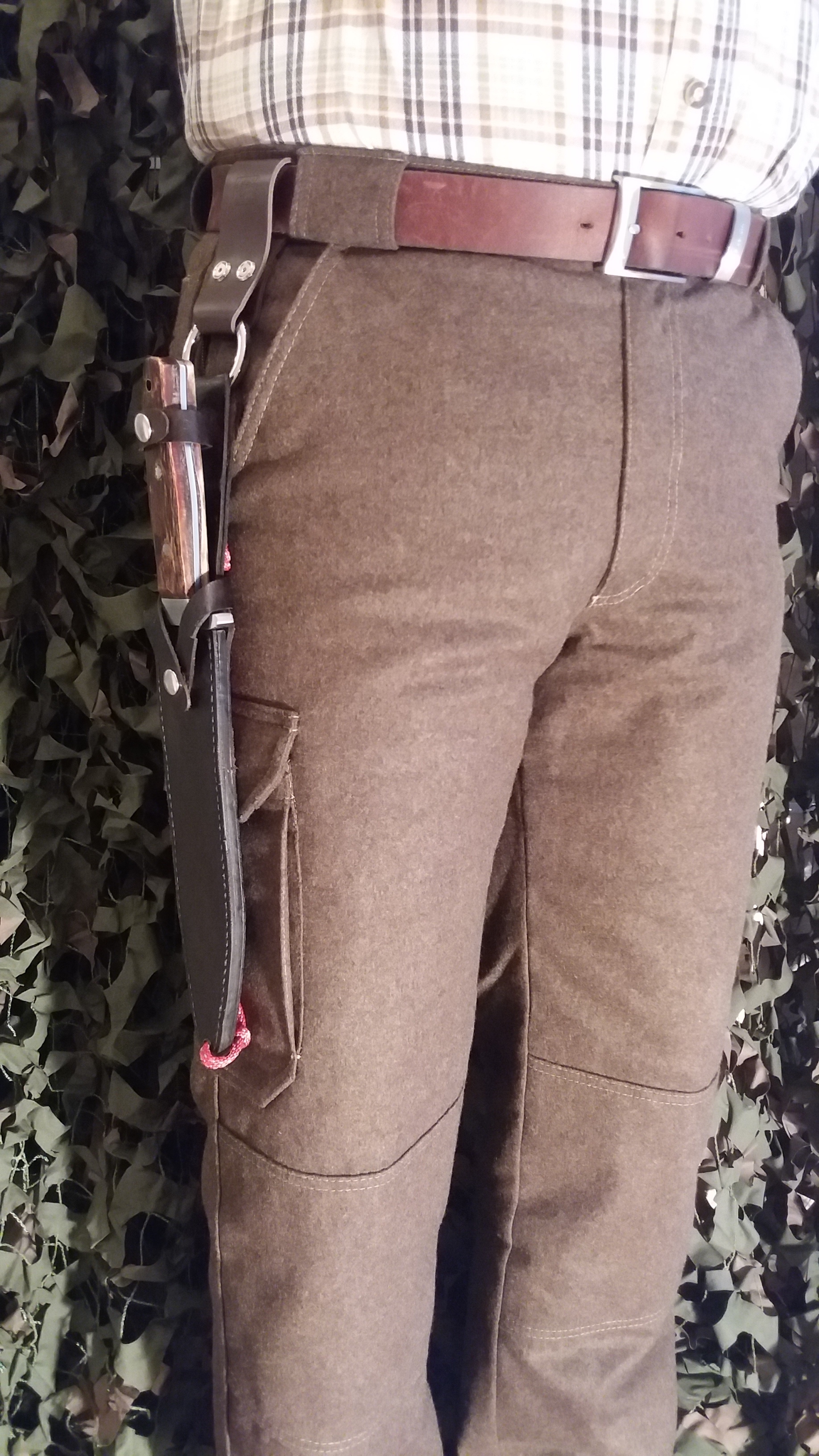 Gürtelschlaufe #3 mit O-Karabiner als Saufänger-Dangler